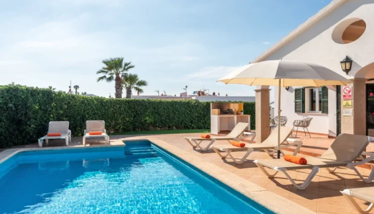 Villa ideal para vacaciones en Mernoca
