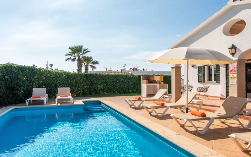 Villa ideal para vacaciones en Mernoca