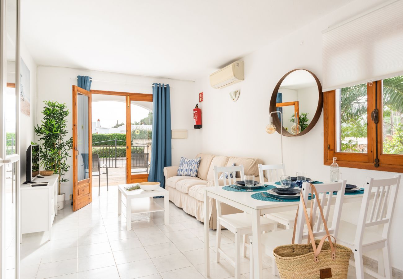Apartment in Cala Blanca - Apartamento Palmeras 6