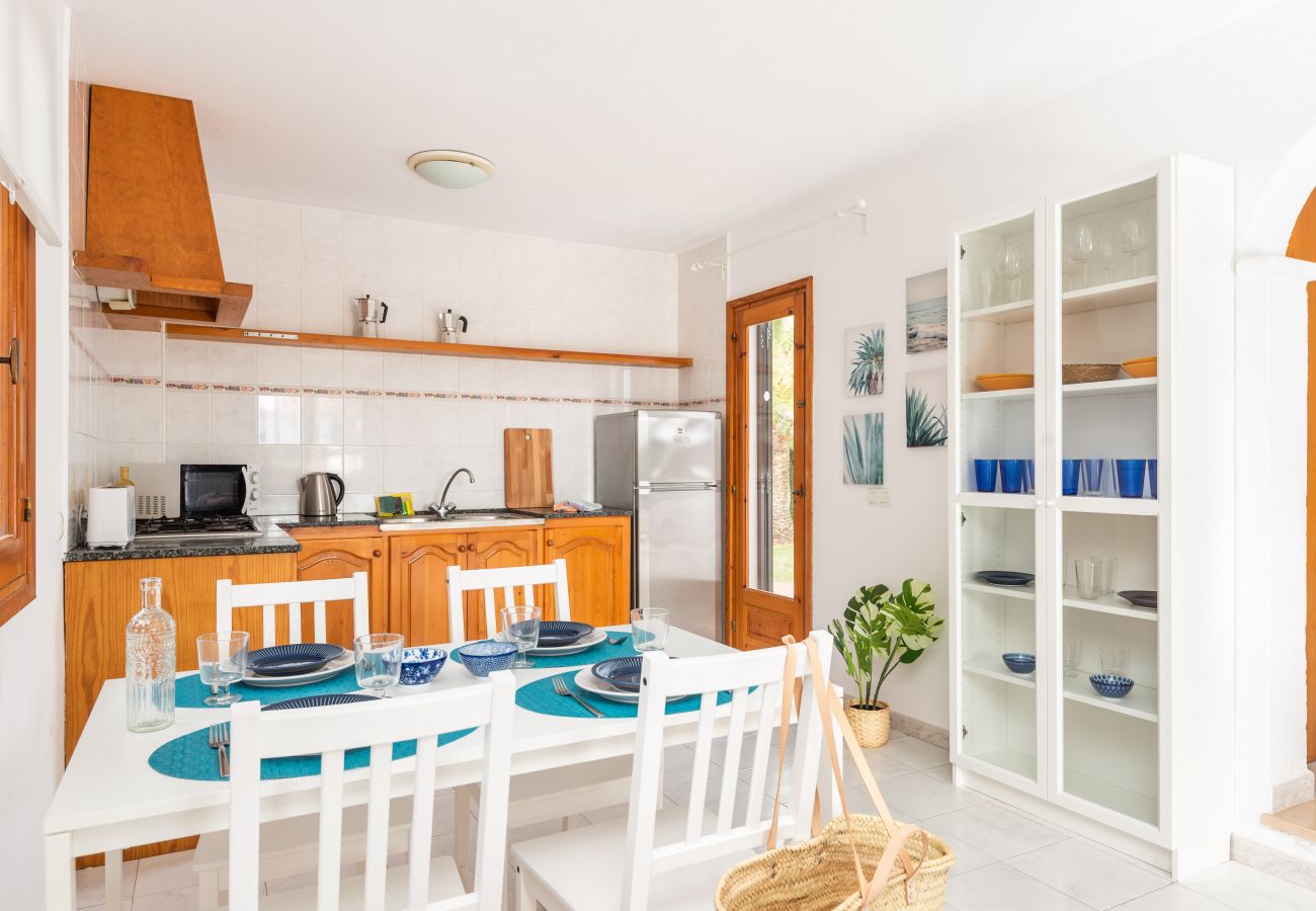 Apartment in Cala Blanca - Apartamento Palmeras 6