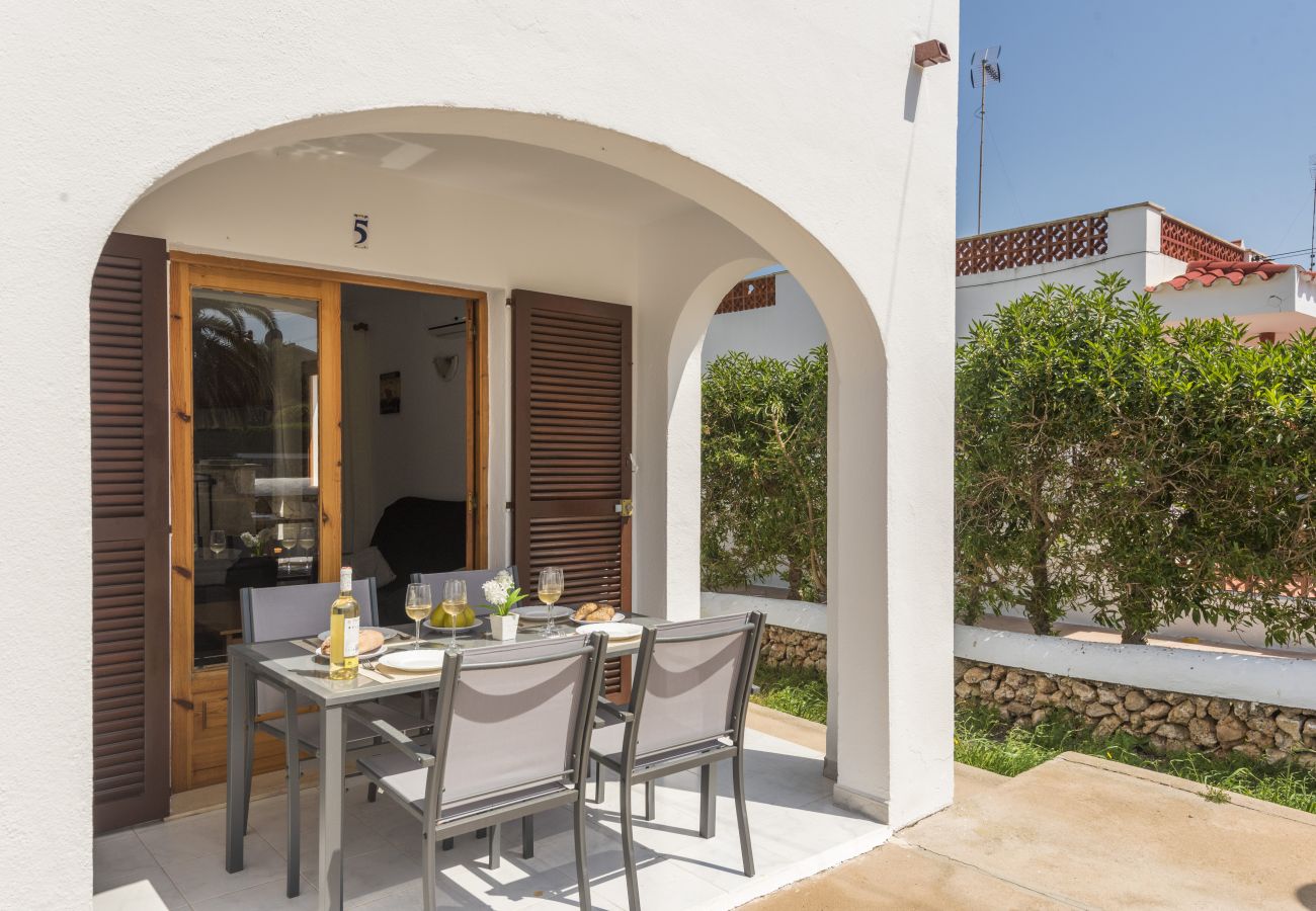 Apartment in Cala Blanca - Apartamento Palmeras 5