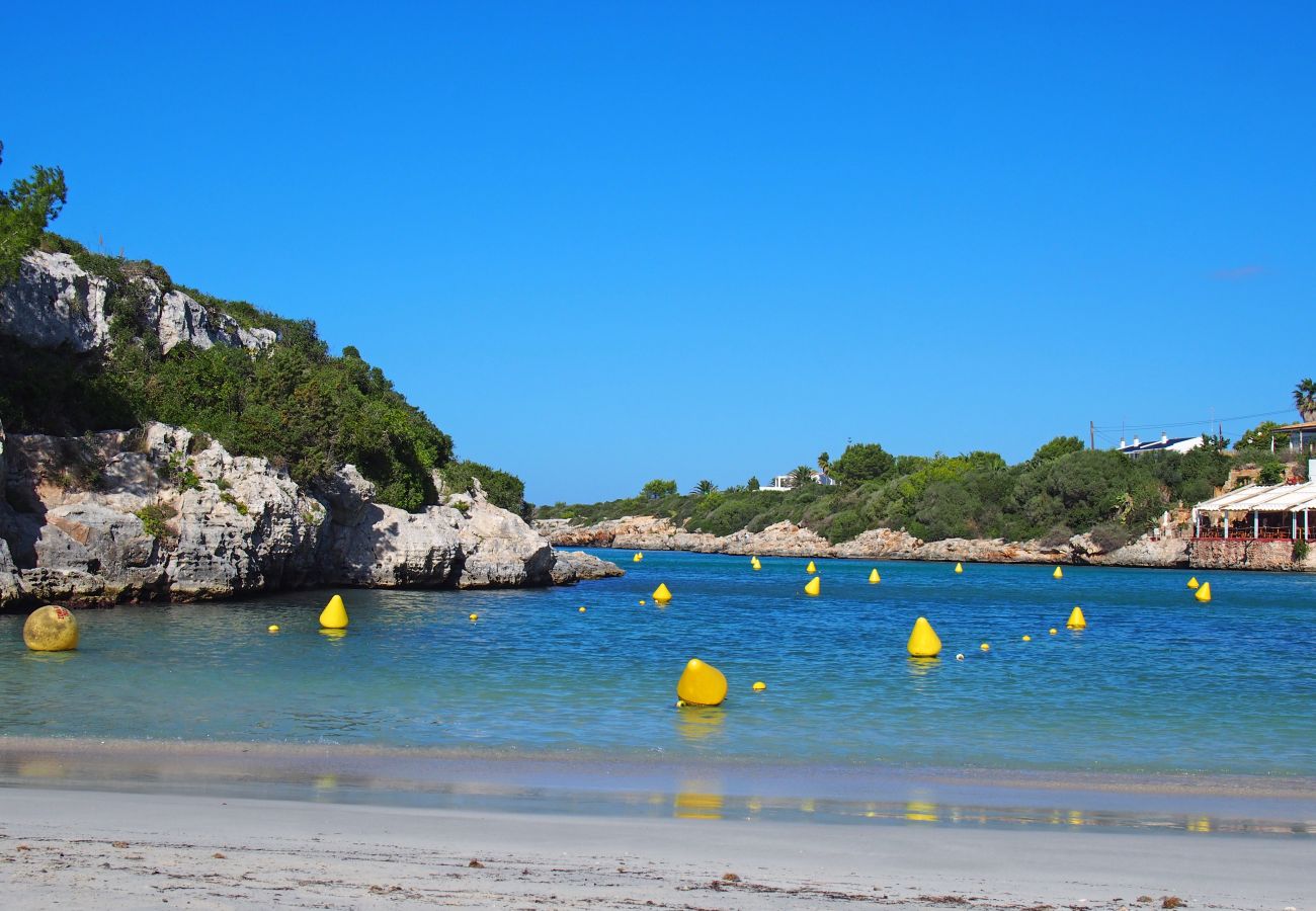 Apartment in Cala Blanca - Apartamento Palmeras 5
