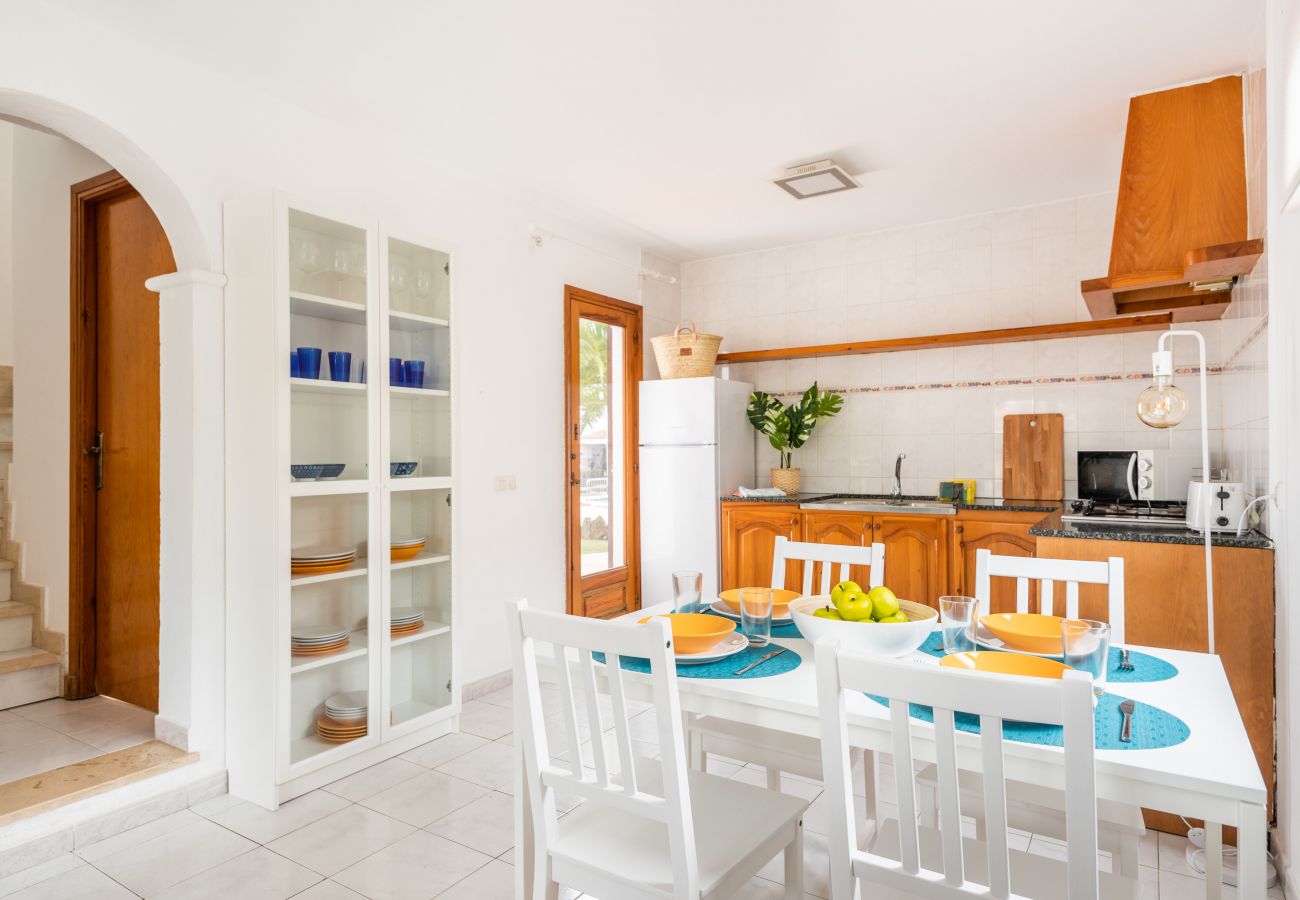 Apartment in Cala Blanca - Apartamento Palmeras 5