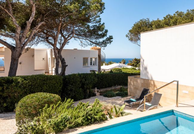 Villa in Binibequer - Menorca BINIZAHIRA