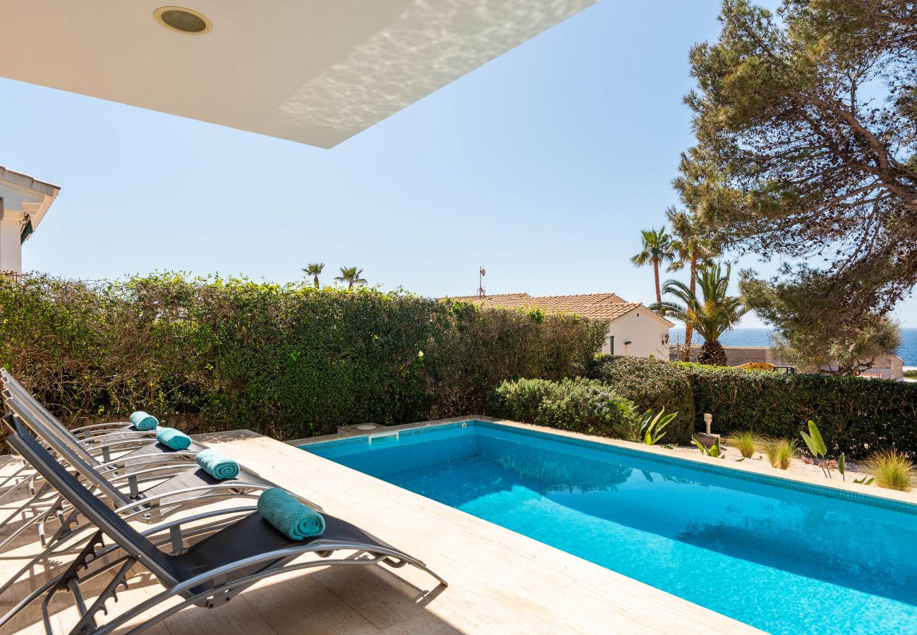 Villa in Binibequer - Menorca BINIZAHIRA