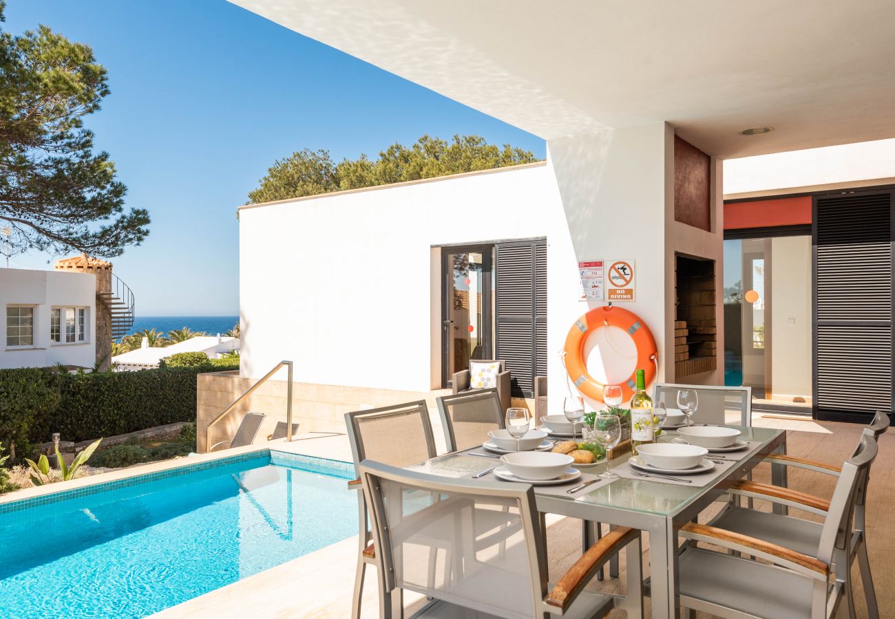 Villa in Binibequer - Menorca BINIZAHIRA