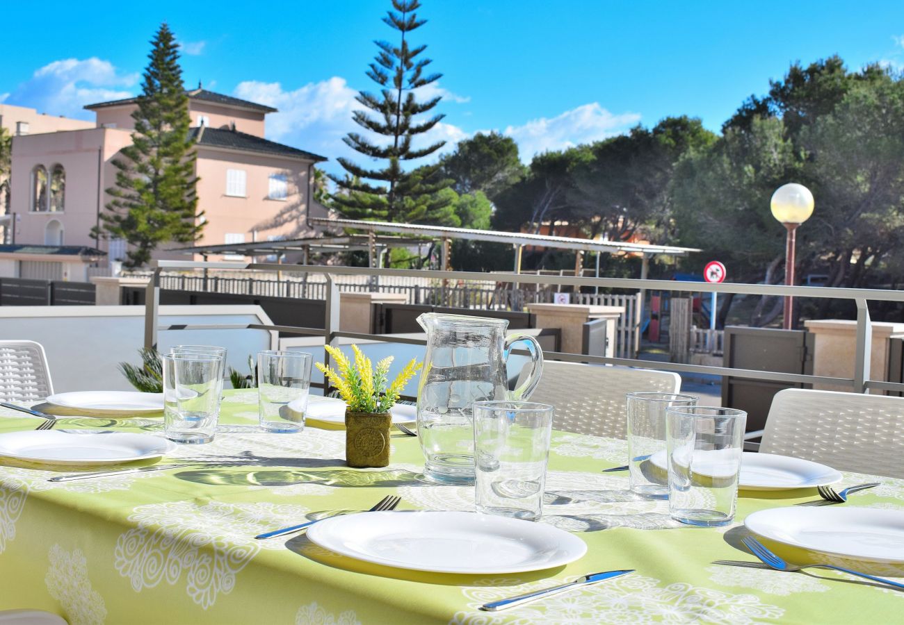 Terrace of the luxury villa in mallorca can picafort