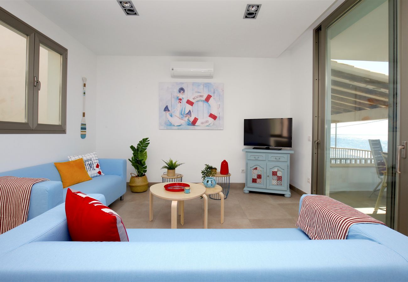 Apartment in S´Estanyol - Familiar apartamento frente al mar