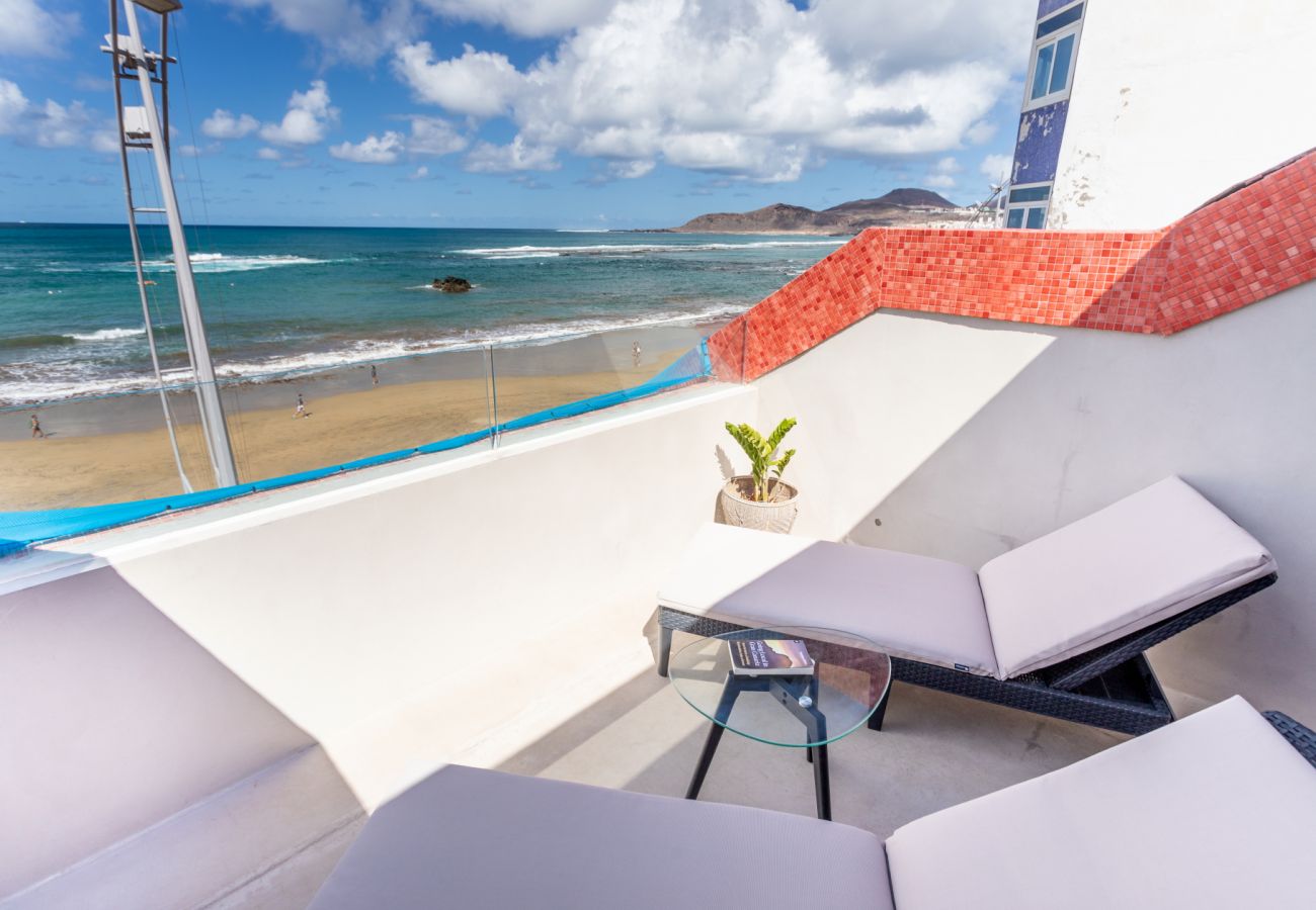 House in Las Palmas de Gran Canaria - Nice beach views with terrace By CanariasGetaway