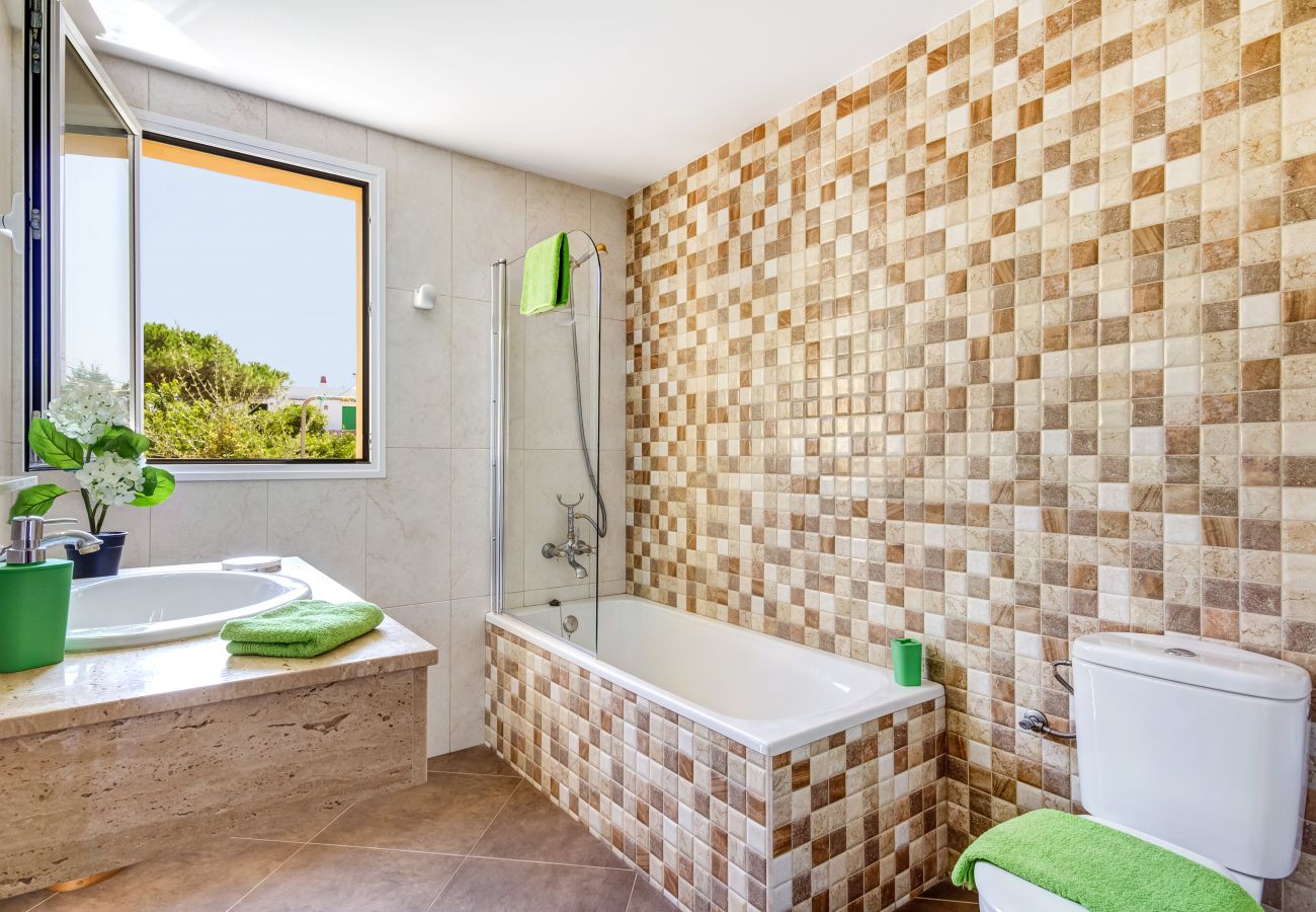 Villa in Cala´n Bosch - Menorca Urano