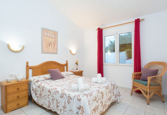 Villa in Cap d´Artruix - Menorca Sol