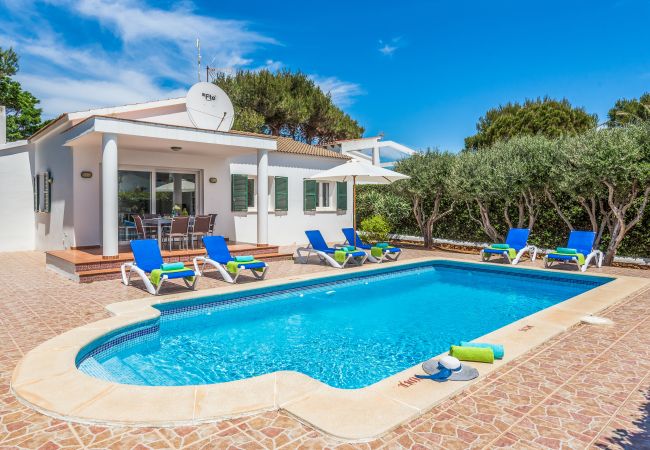 Pool and terrace area of Villa Velasco