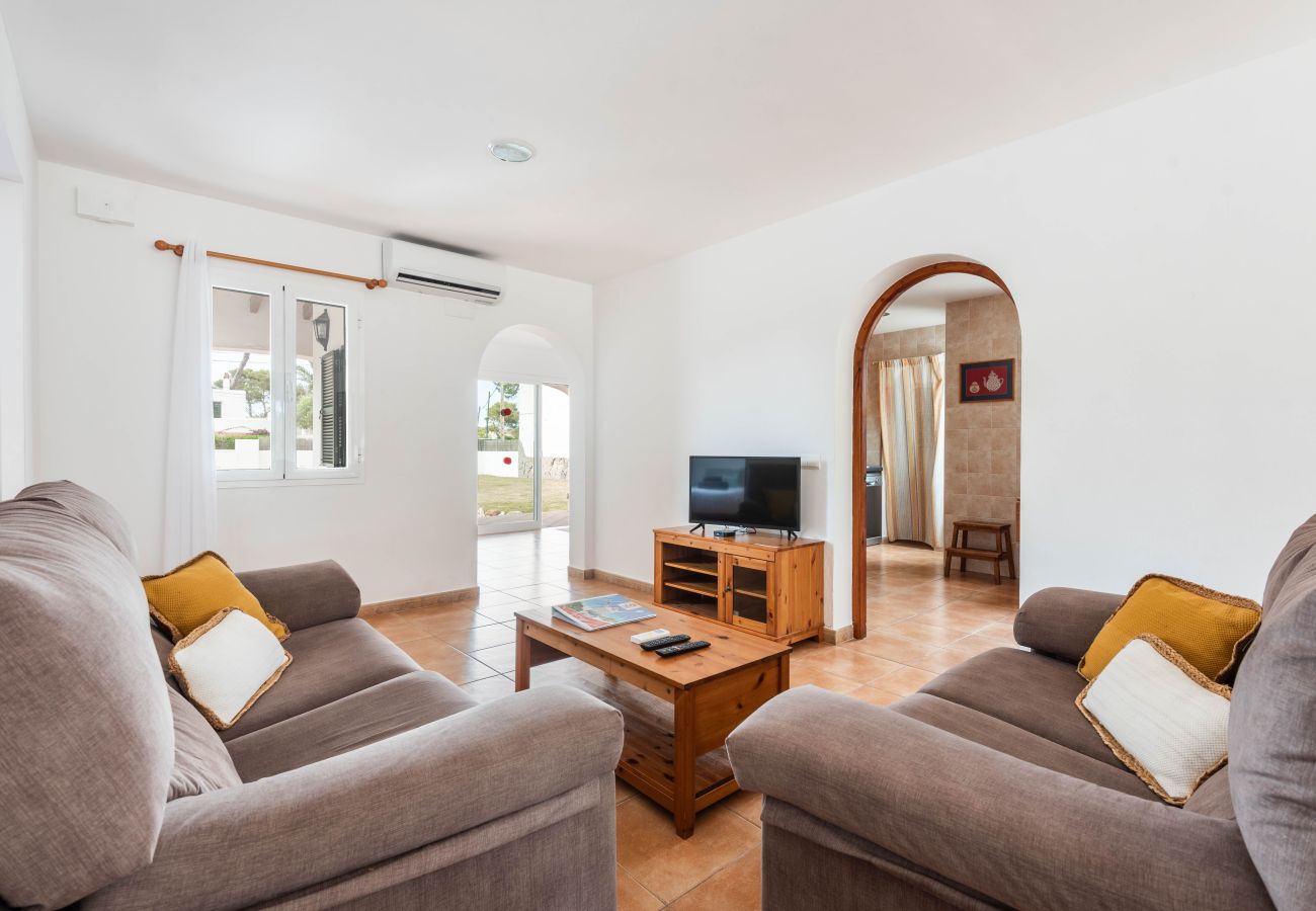 Villa in Cala Blanca - Menorca Binisaret 1