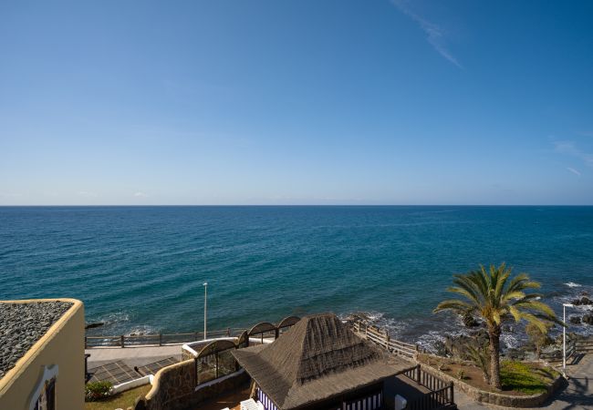 House in San Bartolomé de Tirajana - Altamar 60 Balcony beach views By CanariasGetaway House in San Bartolomé de Tirajana - Altamar 60 Balcony beach views By CanariasGetaway