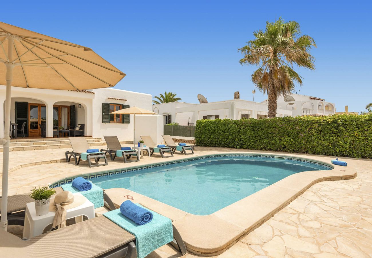 Villa in Cala´n Blanes - Menorca Paco