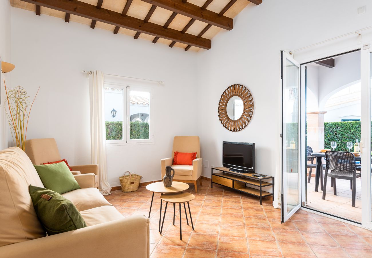 Villa in Cap d´Artruix - Menorca Fucsia