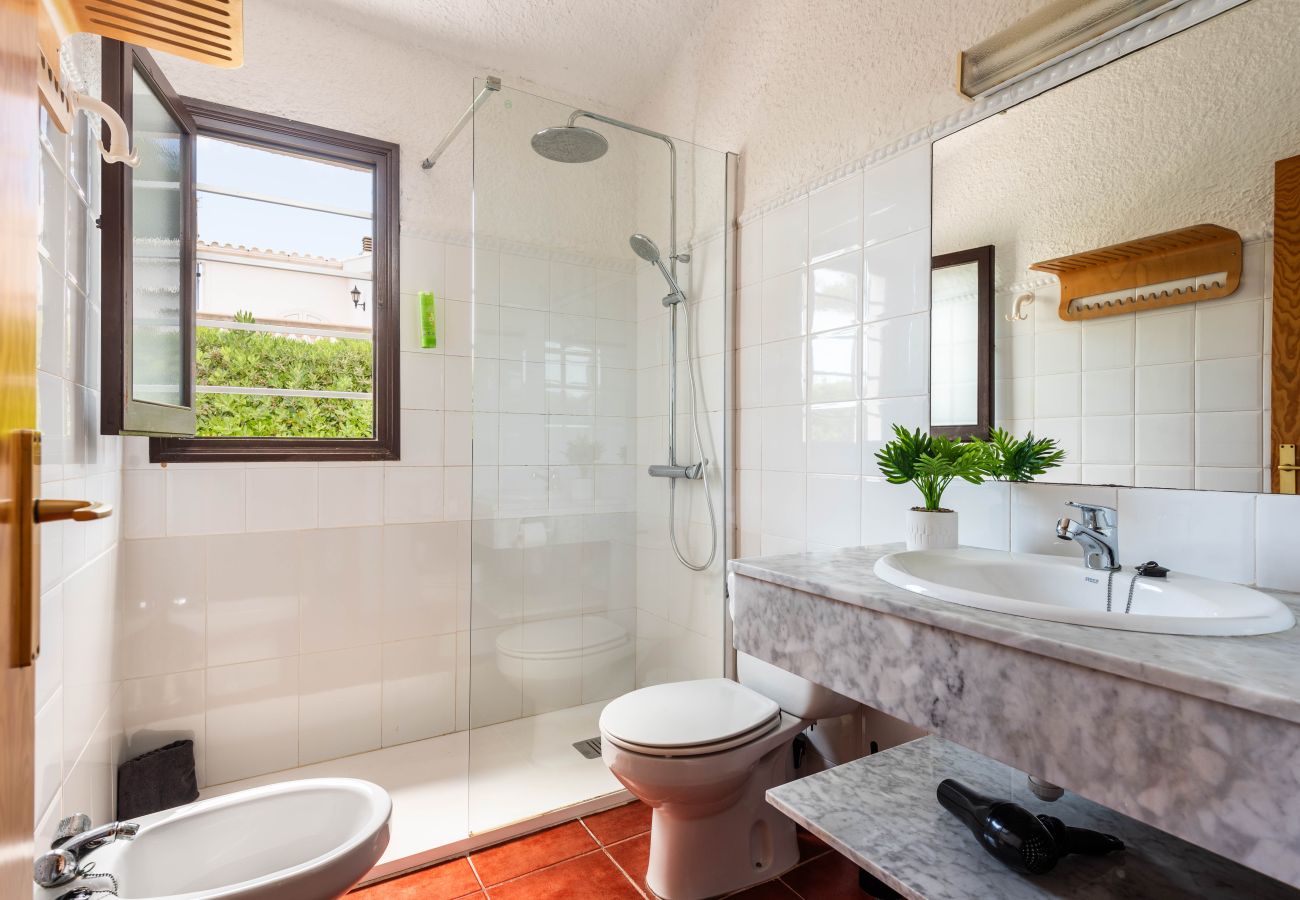 Apartment in Cala Blanca - Apartamentos  MONSINES 11 A