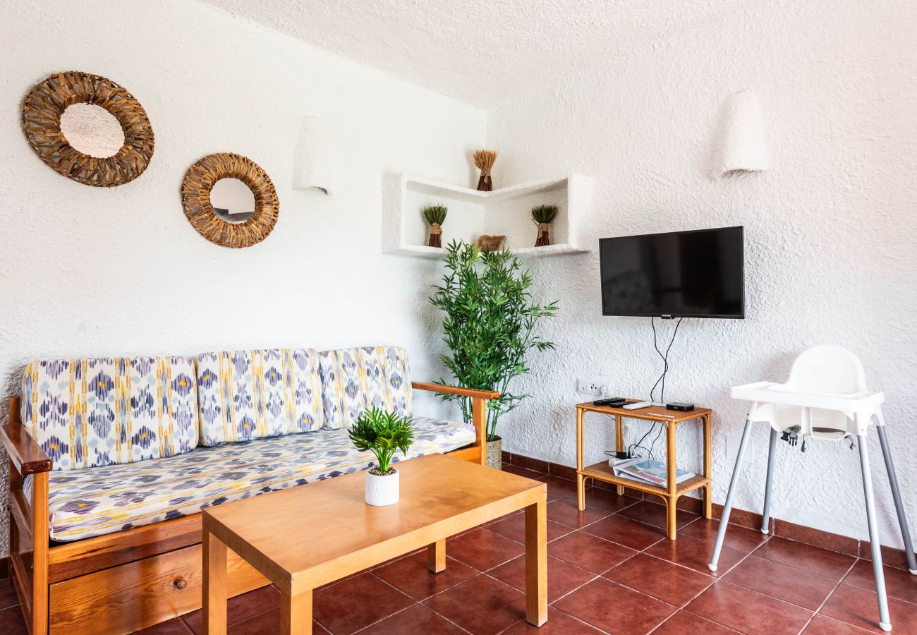 Apartment in Cala Blanca - Apartamentos  MONSINES 11 A