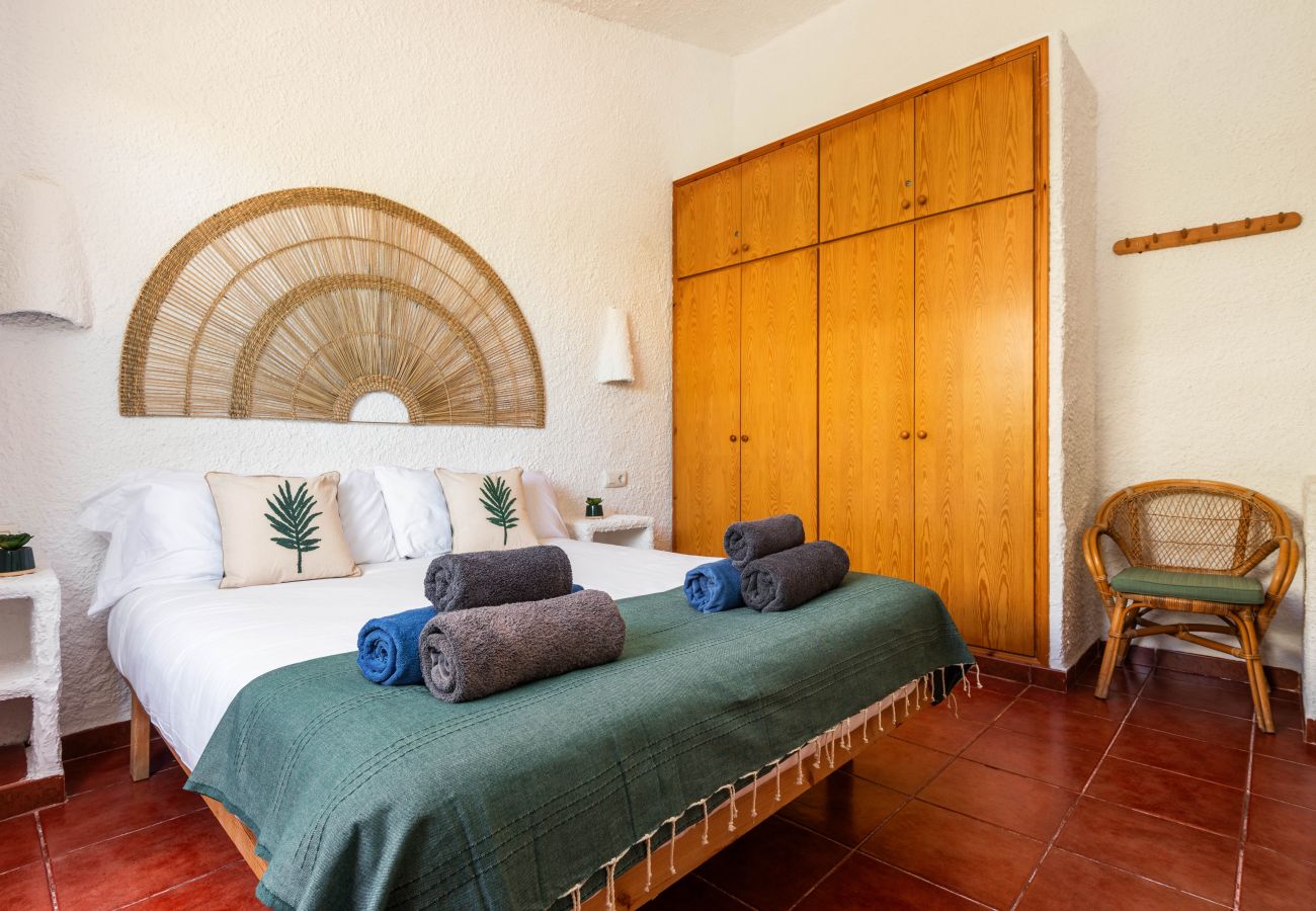 Apartment in Cala Blanca - Apartamentos  MONSINES 11 A