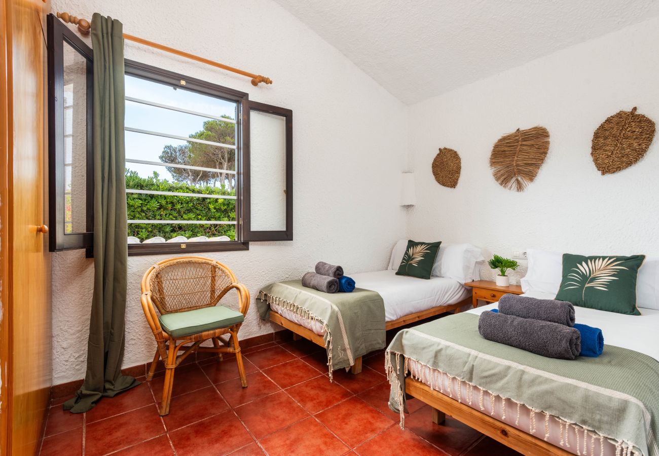 Apartment in Cala Blanca - Apartamentos  MONSINES 11 A