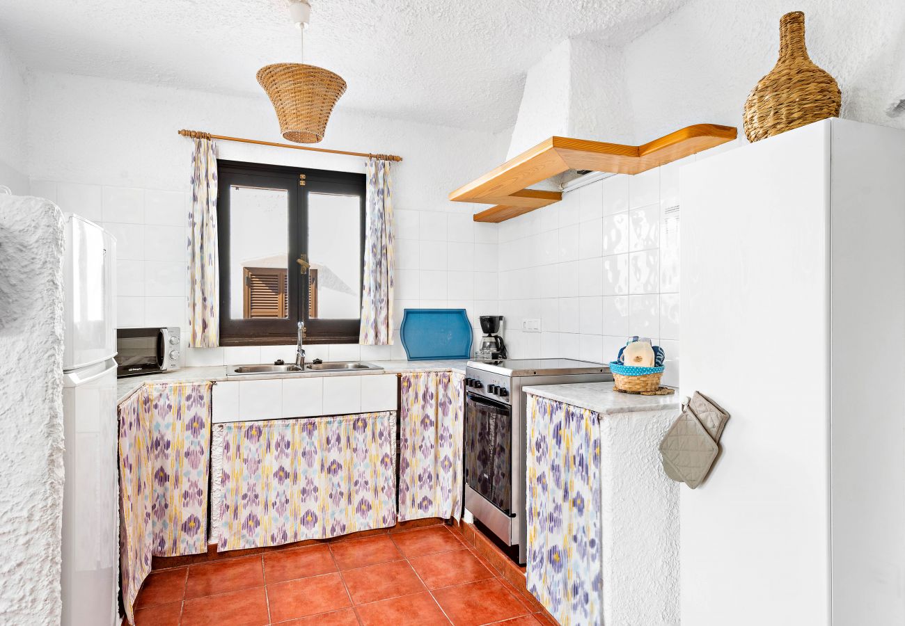 Apartment in Cala Blanca - Apartamentos MONSINES 13 C