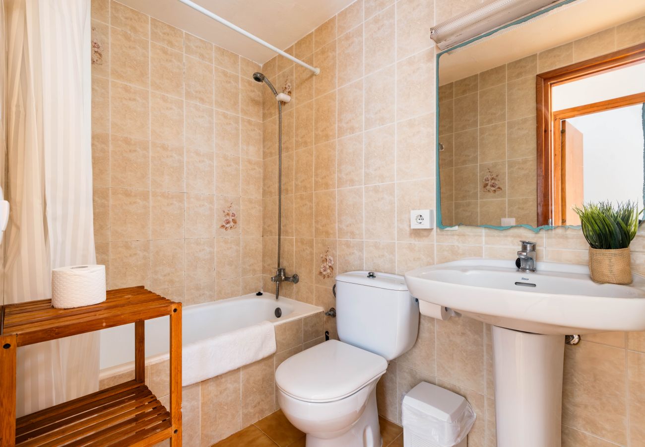 Apartment in Cala Blanca - Apartamento A7 Mar Blanca