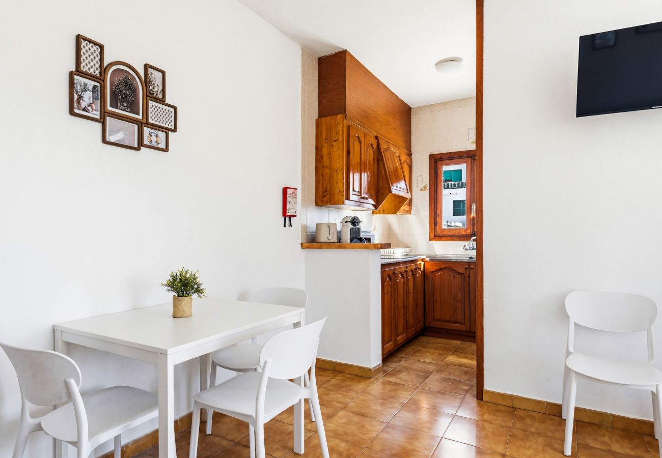 Apartment in Cala Blanca - Apartamento B2 Mar Blanca
