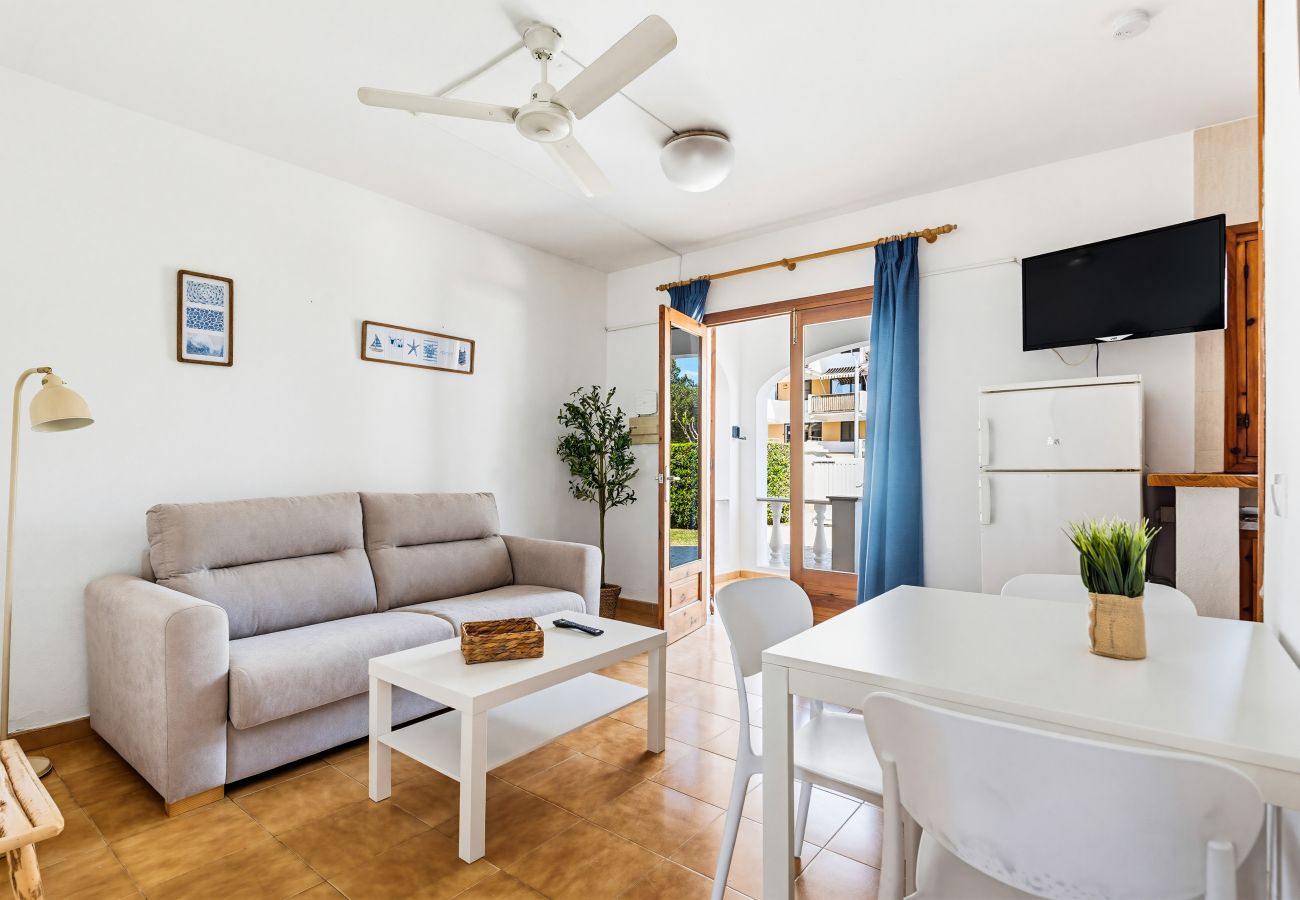 Apartment in Cala Blanca - Apartamento B2 Mar Blanca