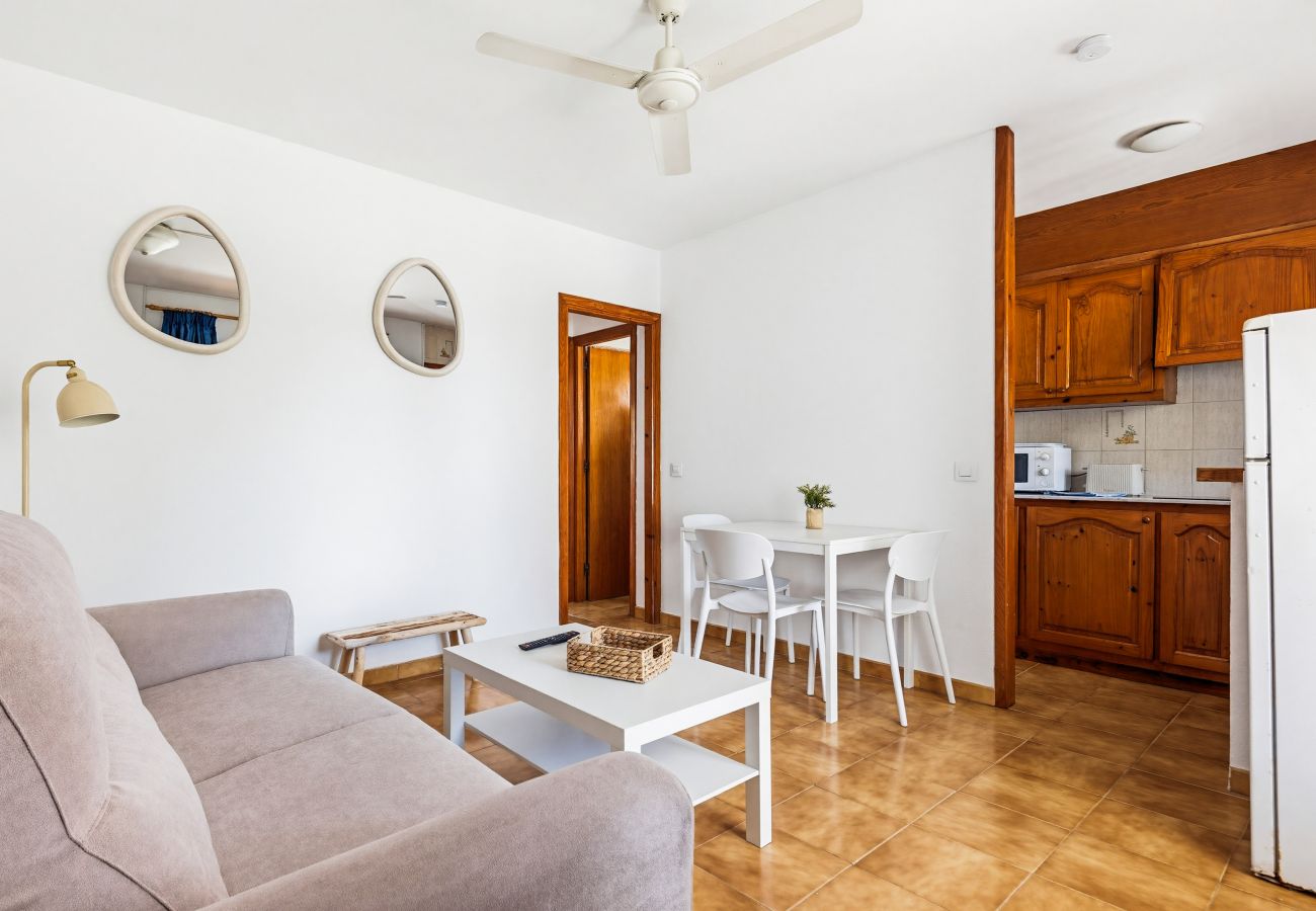 Apartment in Cala Blanca - Apartamento B2 Mar Blanca