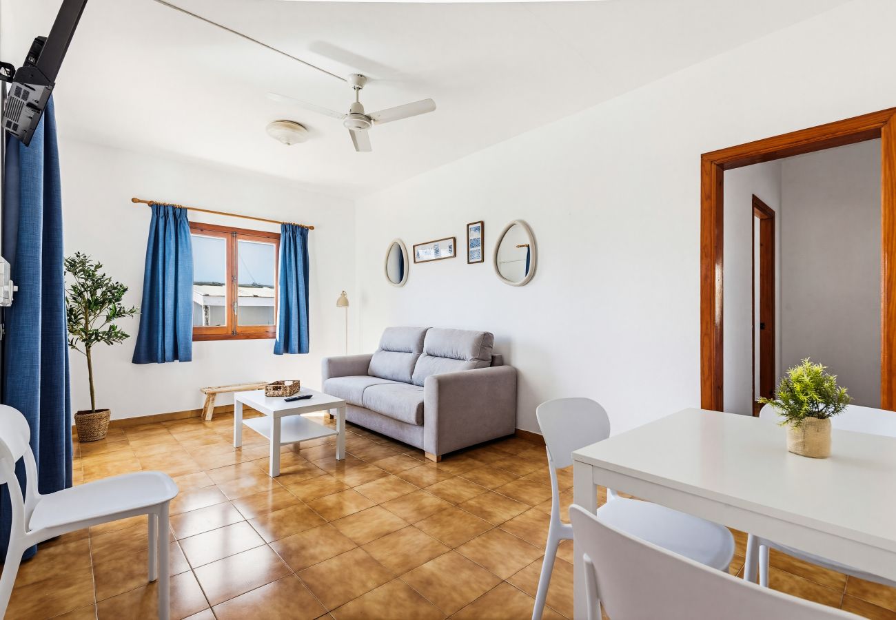 Apartment in Cala Blanca - Apartamento B2 Mar Blanca