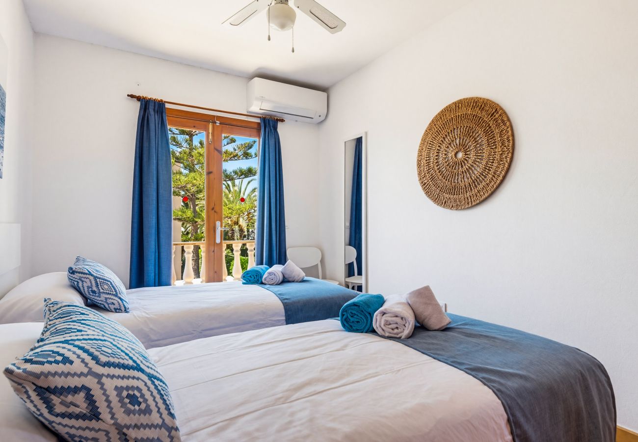 Apartment in Cala Blanca - Apartamento B2 Mar Blanca