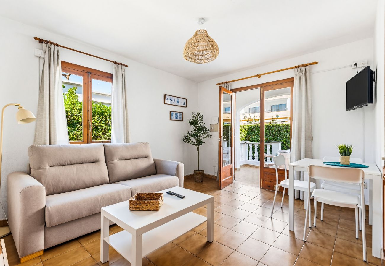 Apartment in Cala Blanca - Apartamento D1 Mar Blanca